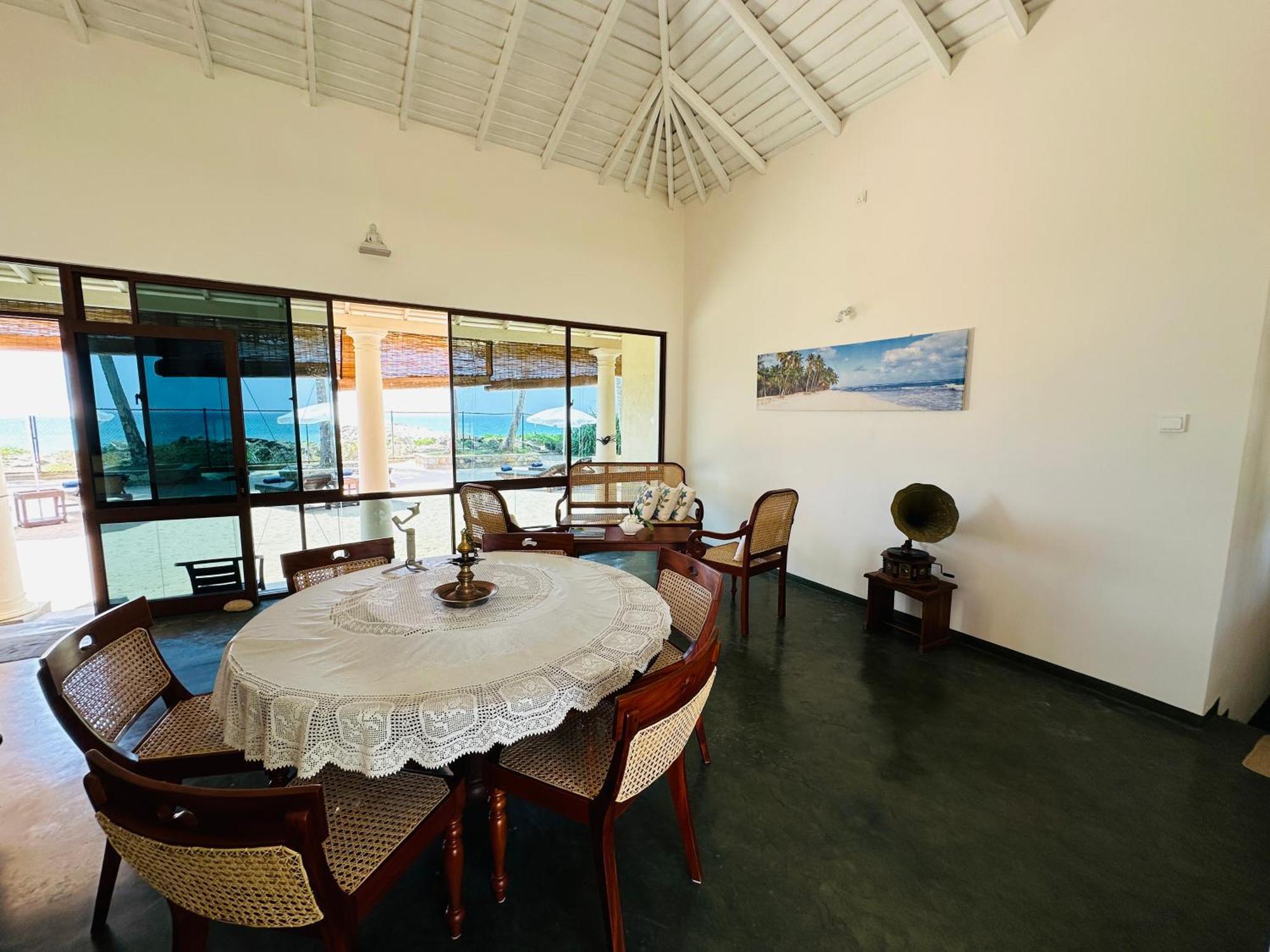 Hotel House By The Sea Hikka à Hikkaduwa Extérieur photo